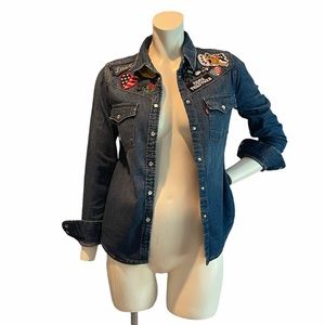 LEVIS Denim Shirt Hippie Patches XS